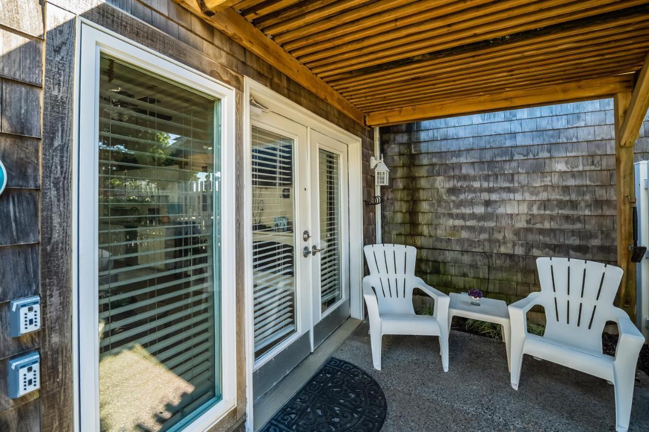 Sandals Inn | Oceanside Cabana Cannon Beach Exteriör bild
