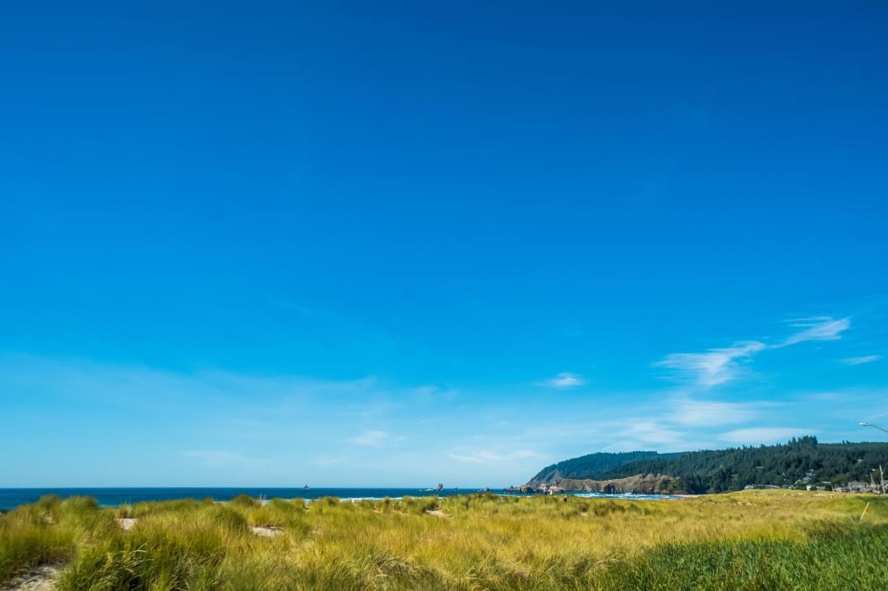Sandals Inn | Oceanside Cabana Cannon Beach Exteriör bild